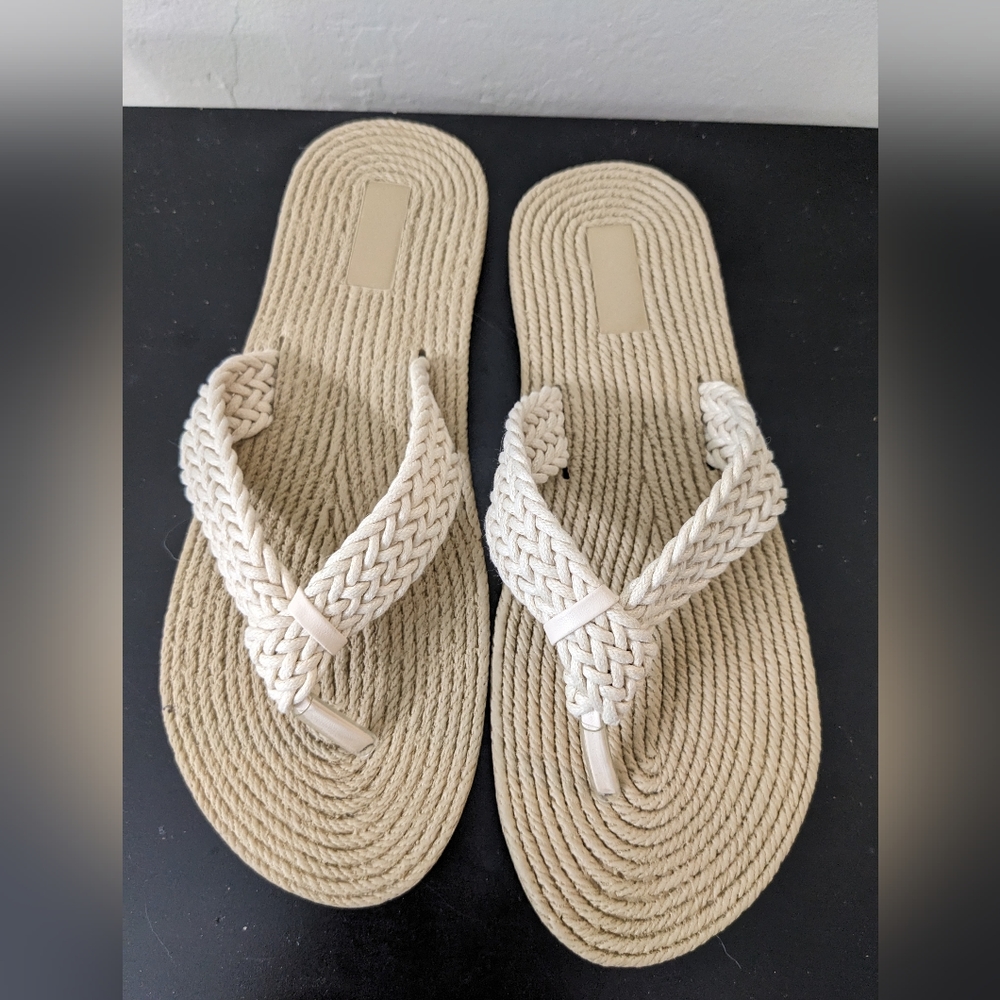 Crochet Flip Flop size 7.5